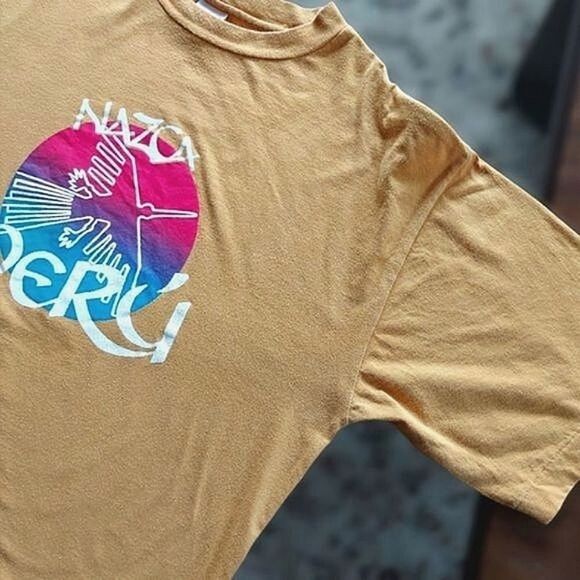 Vtg bumblebee yellow Nazca Peru graphic t-shirt - Picture 10 of 11